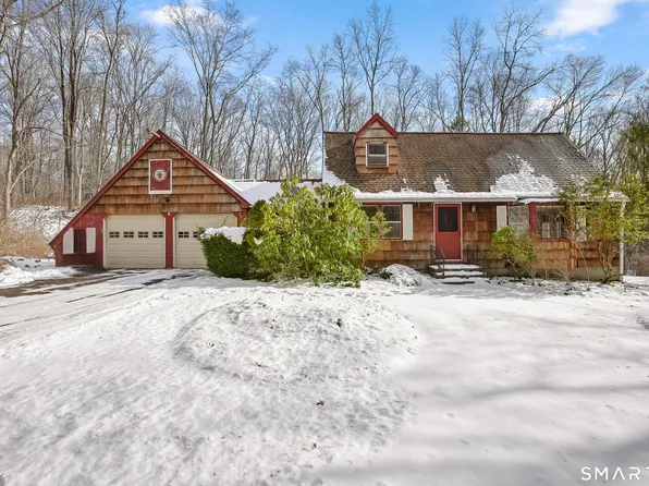 12 Skidmore Lane, Newtown, CT 06482