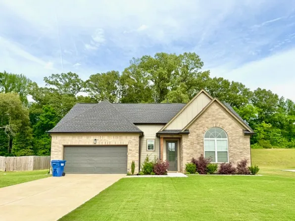 7782 Emeline Dr, Horn Lake, MS 38637