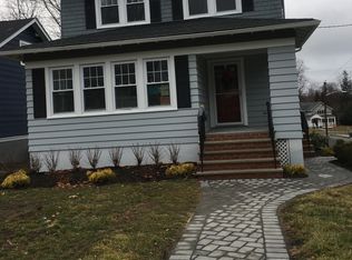 27 Welshman Ct, Caldwell, NJ 07006