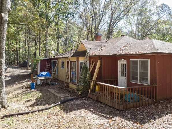 114 Funaro Ln, Dahlonega, GA 30533