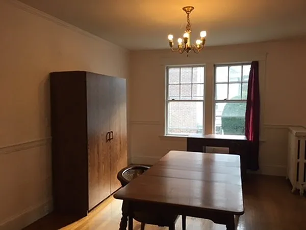 3 bed, 2.0 bath, 1200 sqft, $4,200 — Photo 2