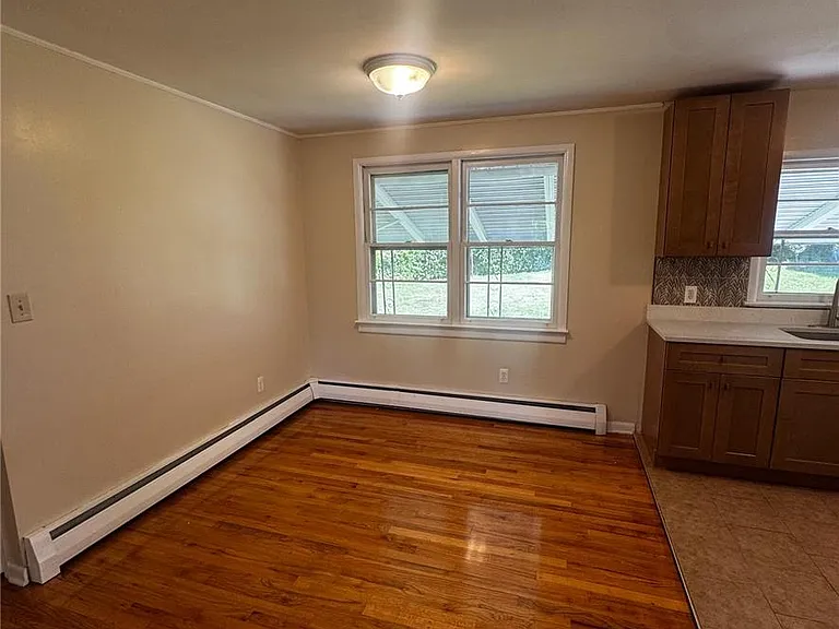 605 E Susquehanna St — Photo 8