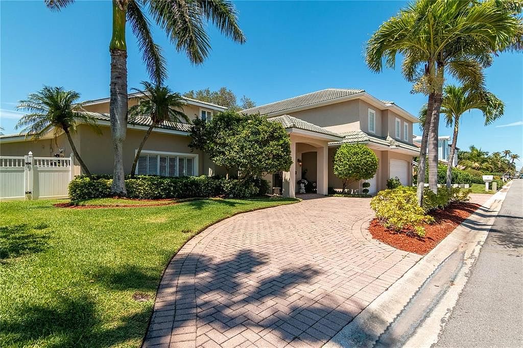 3 Paradise Ln, Treasure Island, FL 33706 | MLS #TB8368859 | Zillow
