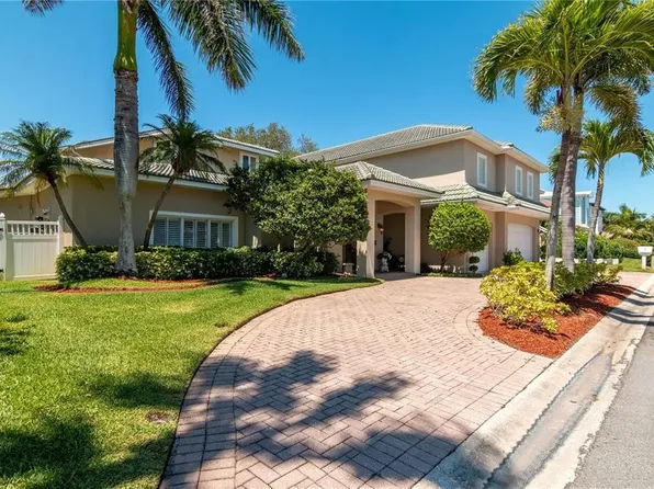 3 Paradise Ln, Treasure Island, FL 33706