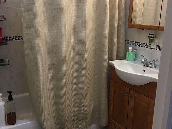 5th image of 8753 Bay 16 St #2B