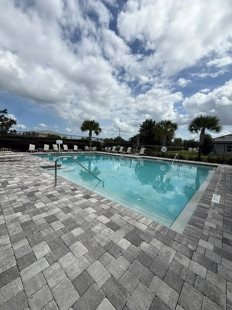3 bed, 1769 sqft, $2,125 — Photo 3