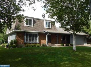 1027 1st St S, Virginia, MN 55792