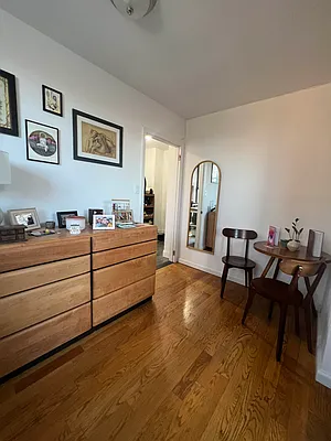 Rented by Standard Living Realty Inc | media 40