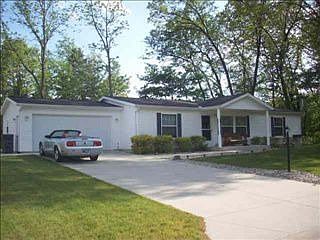 1st image of 15376 Foxtail Dr