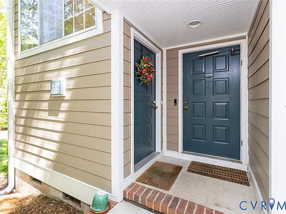 3rd image of 1779 Raintree Commons Dr