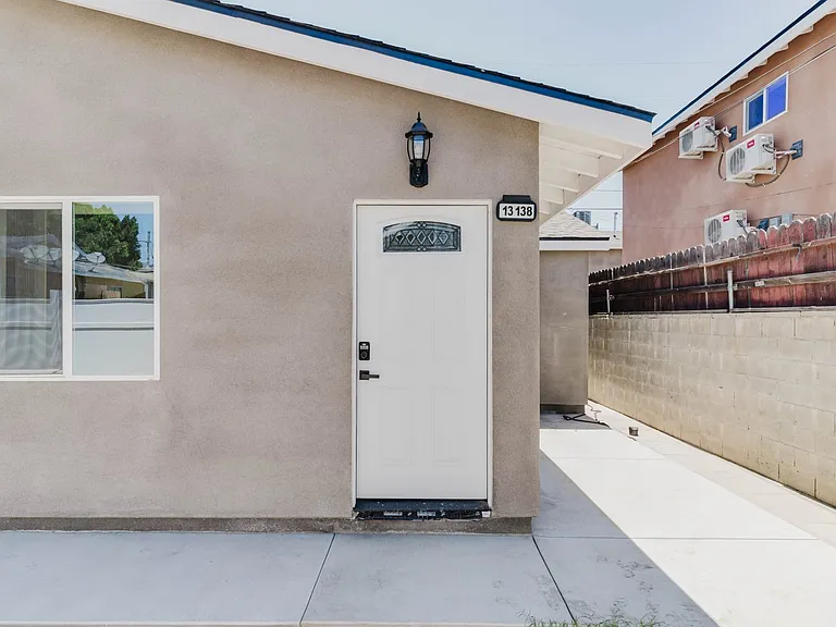 13138 Corcoran St — Photo 21