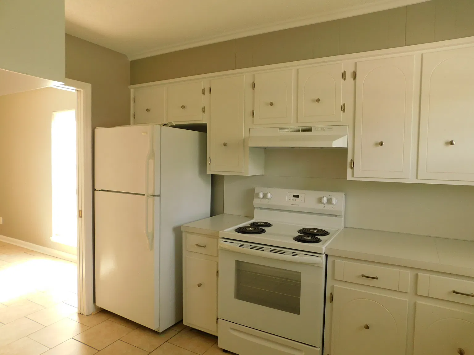 2 bed, 1122 sqft, $795 — Photo 4