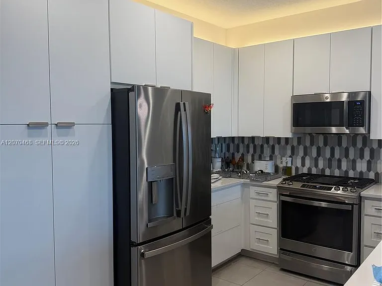 13542 SW Oceanus Blvd — Photo 8