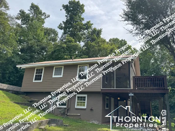 866 Preston Island Cir, Scottsboro, AL 35769
