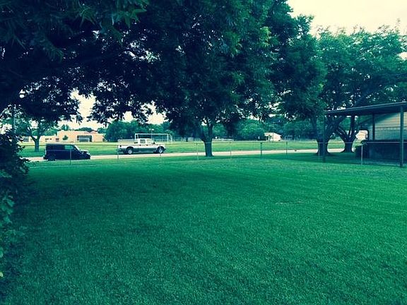 2nd image of 805 High School Dr