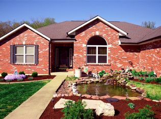 3419 Windsor Crossing Ct, Imperial, MO 63052