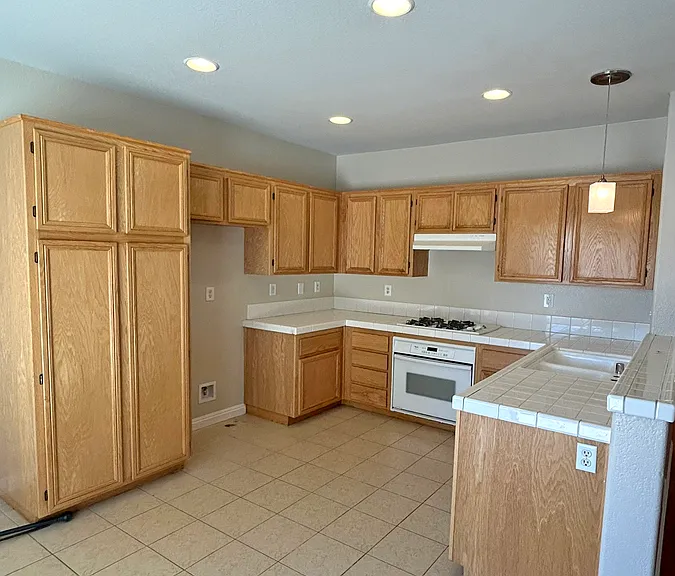 12982 Dos Palmas Rd — Photo 6