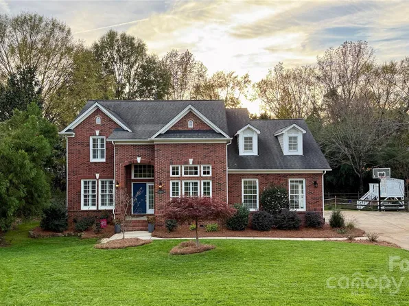 3405 Abbey Hill Ln, Charlotte, NC 28210