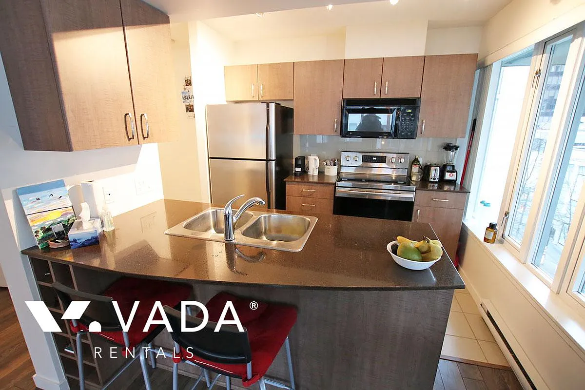 610 Granville Street Vancouver — Photo 4