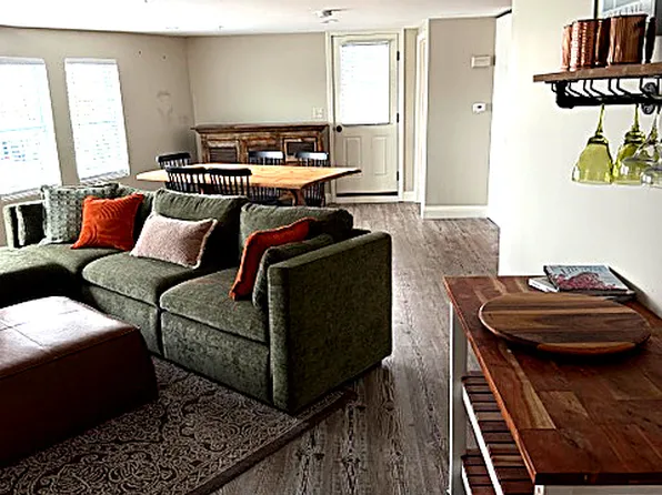 9 Ocean Blvd #E, Hampton, NH 03842