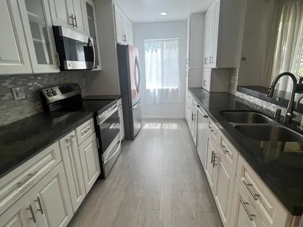 2306 Summertime Ln, Culver City, CA 90230