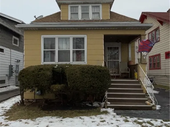 104 Manhart St, Buffalo, NY 14215