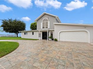 12798 Dennis Dr, Fort Myers, FL 33908