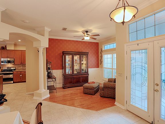 Formal Livingroom/Study
