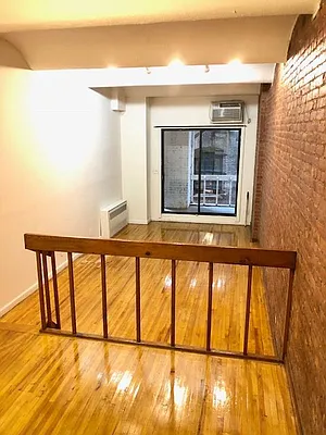 Rented by REAL New York | media 7