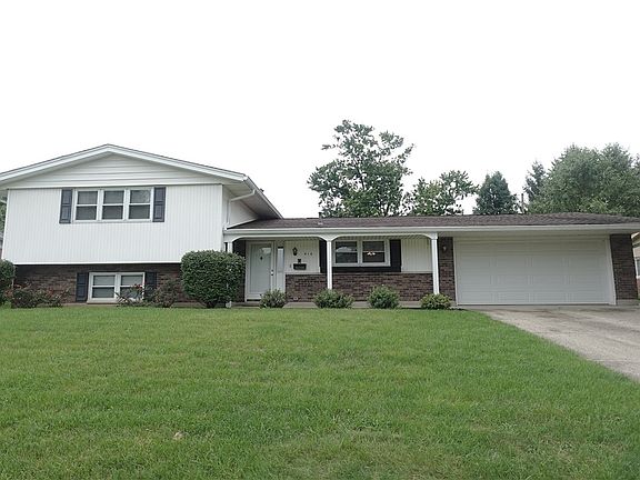 2nd image of 416 Rising Hill Dr