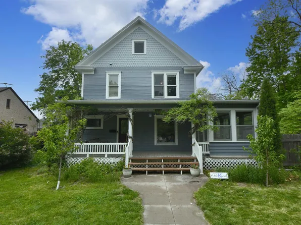 603 W 21st St, Kearney, NE 68845