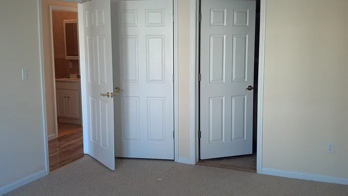 Rented by Elite NY Holdings | media 13