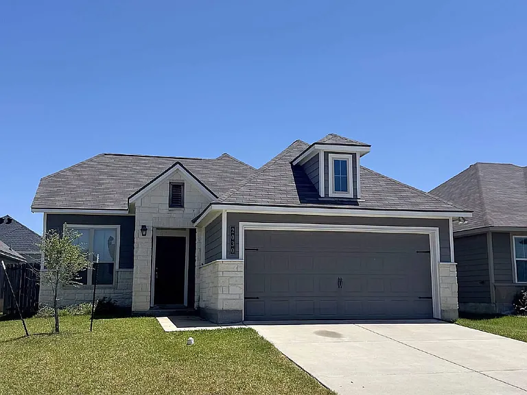 2030 Kathryn Dr — Photo 1