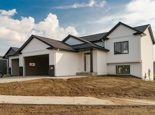 1727 4th St NE, Byron, MN 55920