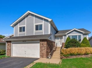 1012 E Olde Virginia Rd, Palatine, IL 60074