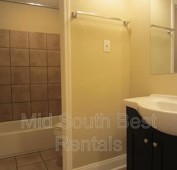 5711 Myers Rd — Photo 3
