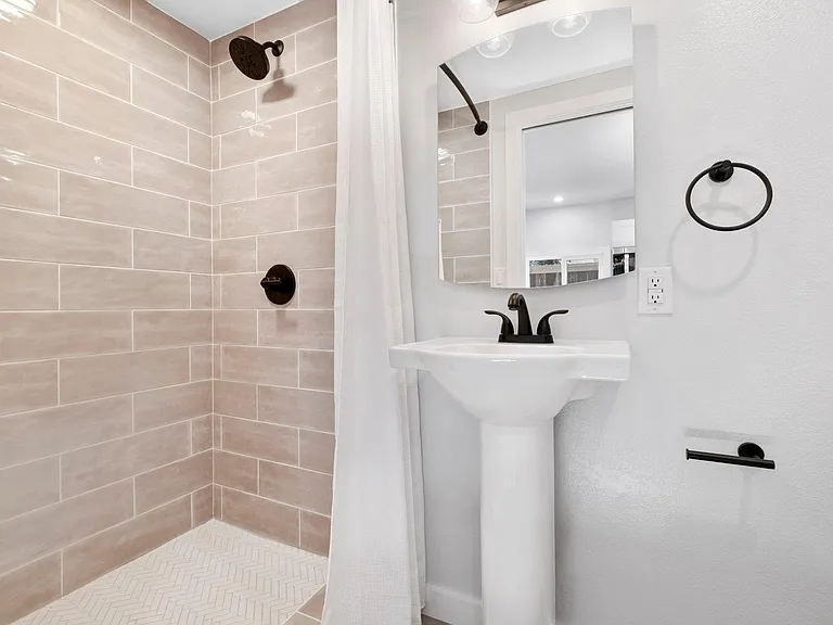 445 Cypress Dr #8 — Photo 12