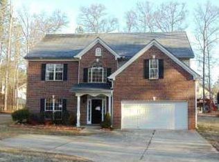 3206 Rose Petal Ln, Powder Springs, GA 30127