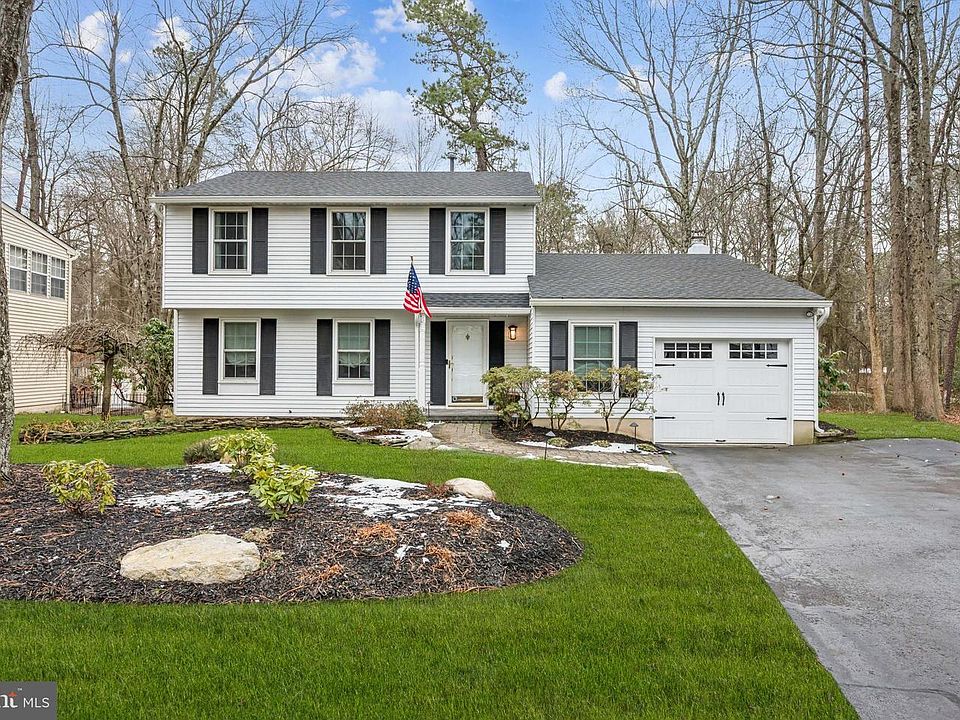 1st image of 13 Lady Diana Cir