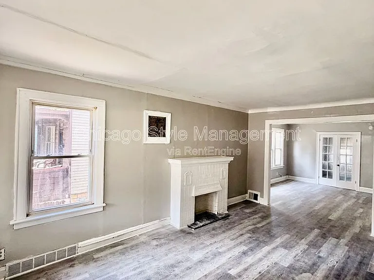 12138 S Parnell Ave — Photo 4