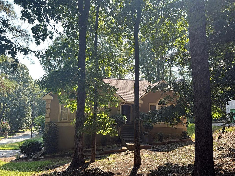1st image of 1610 Harbin Rd SW