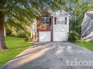 7913 Four Oaks Ct, Union City, GA 30291