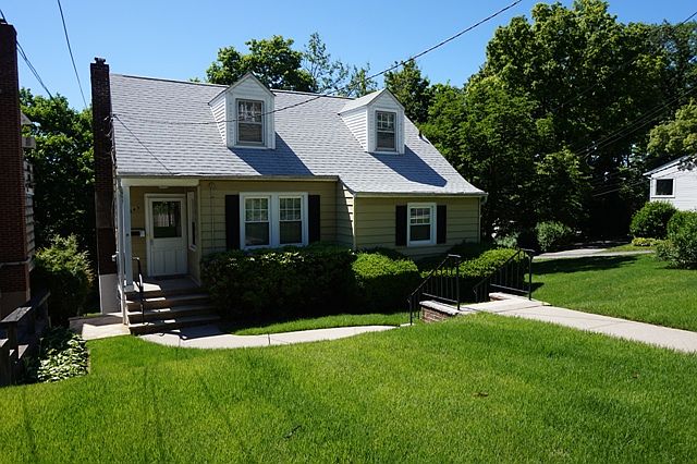 1st image of 843 Bard Ave