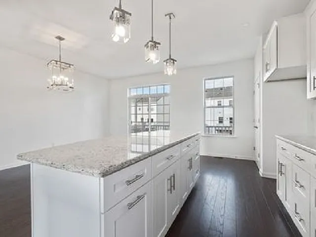301 Discovery Rd — Photo 19