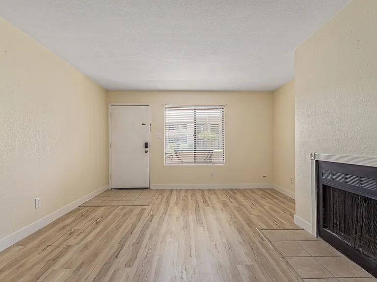5995 N 78th St #1037 — Photo 12