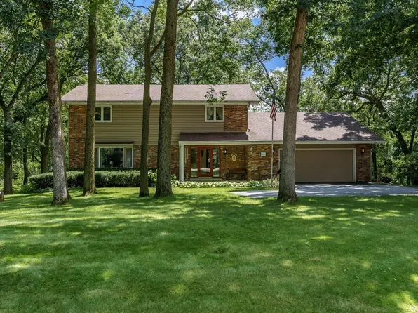 2113 Brackenridge Trl, Belvidere, IL 61008