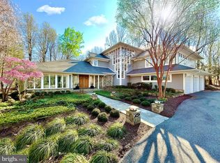 6817 Capri Pl, Bethesda, MD 20817