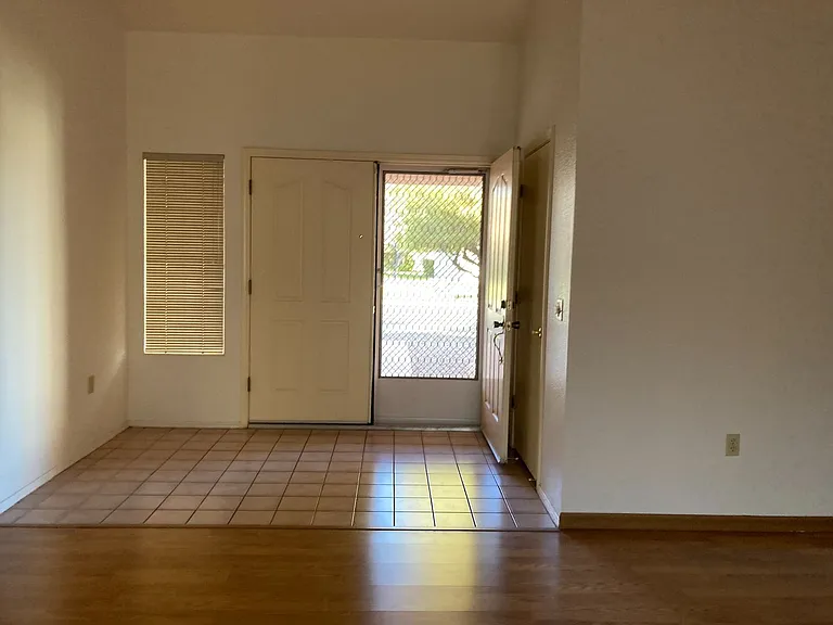 8513 Millsboro Dr — Photo 7