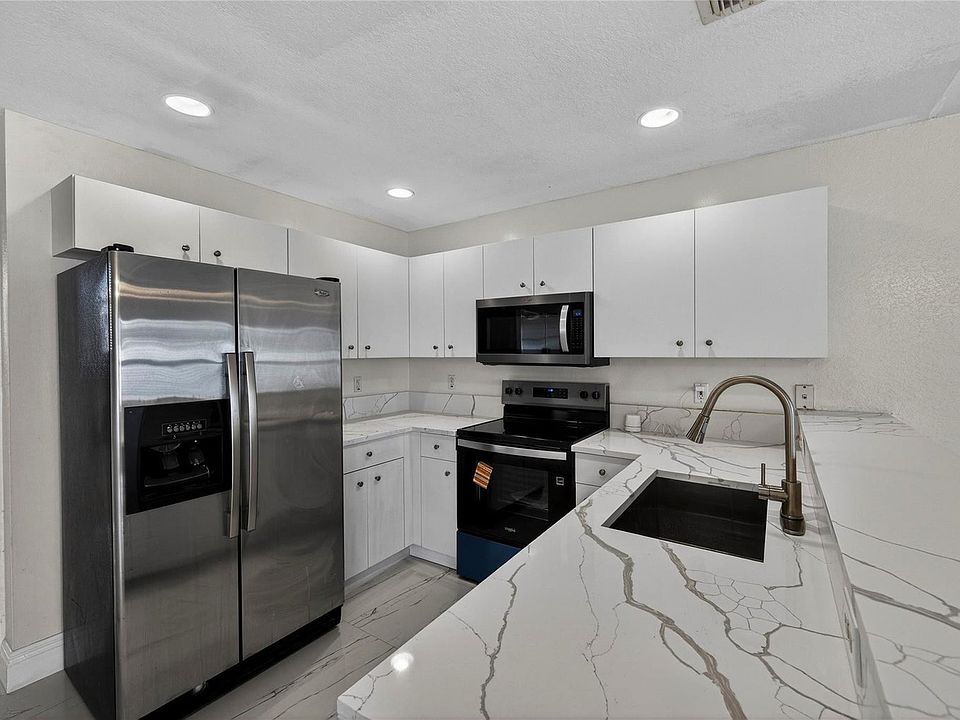 1st image of 85 Citrus Park Ln #0