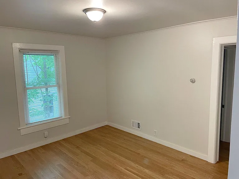 11 Spring St #4 — Photo 14
